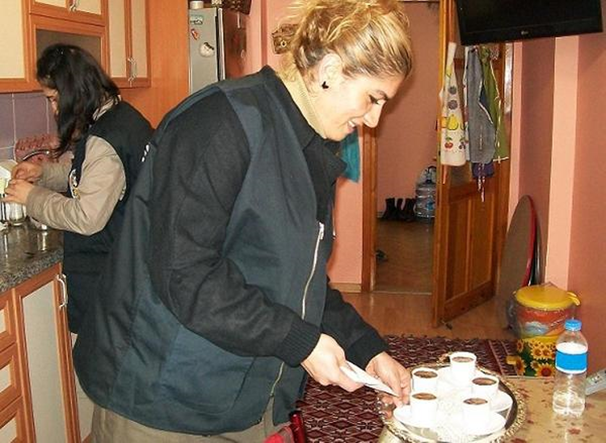 Polisten Kayıp Çocuklara, Bir Fincan Kahve Projesi