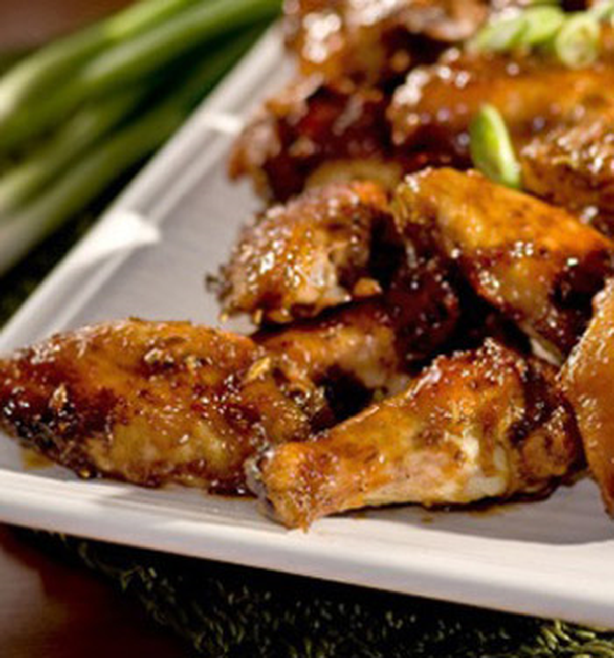 Sarımsaklı Tavuk Kanadı Tarifi