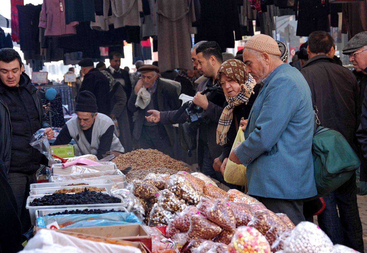 Simavlı Kuruyemişçi Erken Bayram Etti
