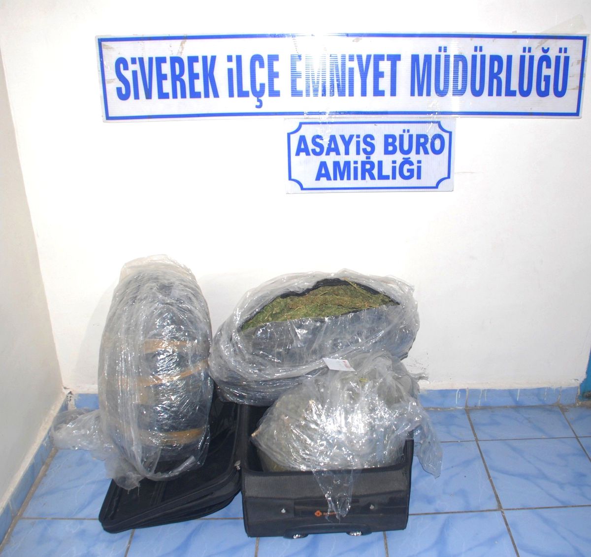 Siverek\'te 41 Kilo Esrar Ele Geçirildi