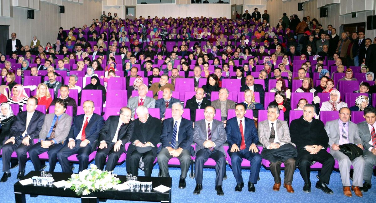 Trabzon Belediyesi\'den "Mevlana ve Şeb-İ Arus" Adlı Konferans