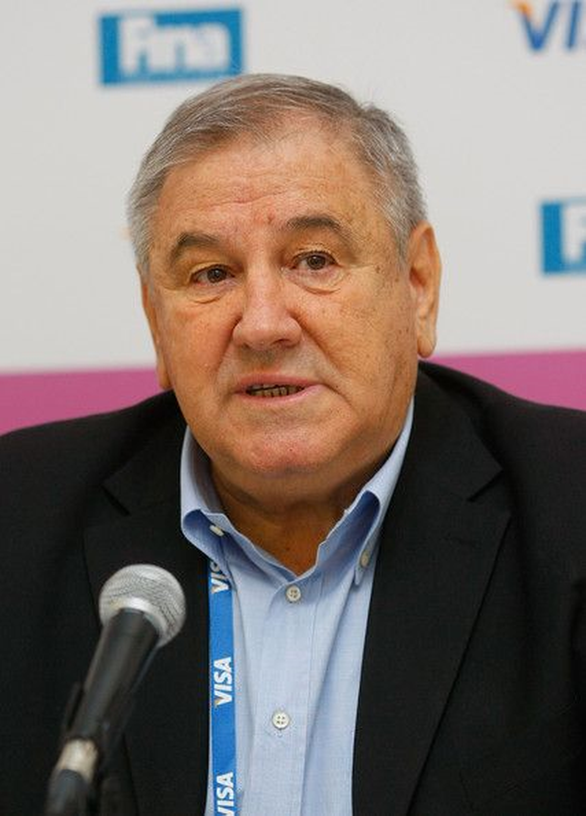 Yüzme Federasyonu Başkanı Bozdoğan."2012 Yılında Hedeflerimiz Gerçekleşirken, Yüzme Çok Büyük Bir...