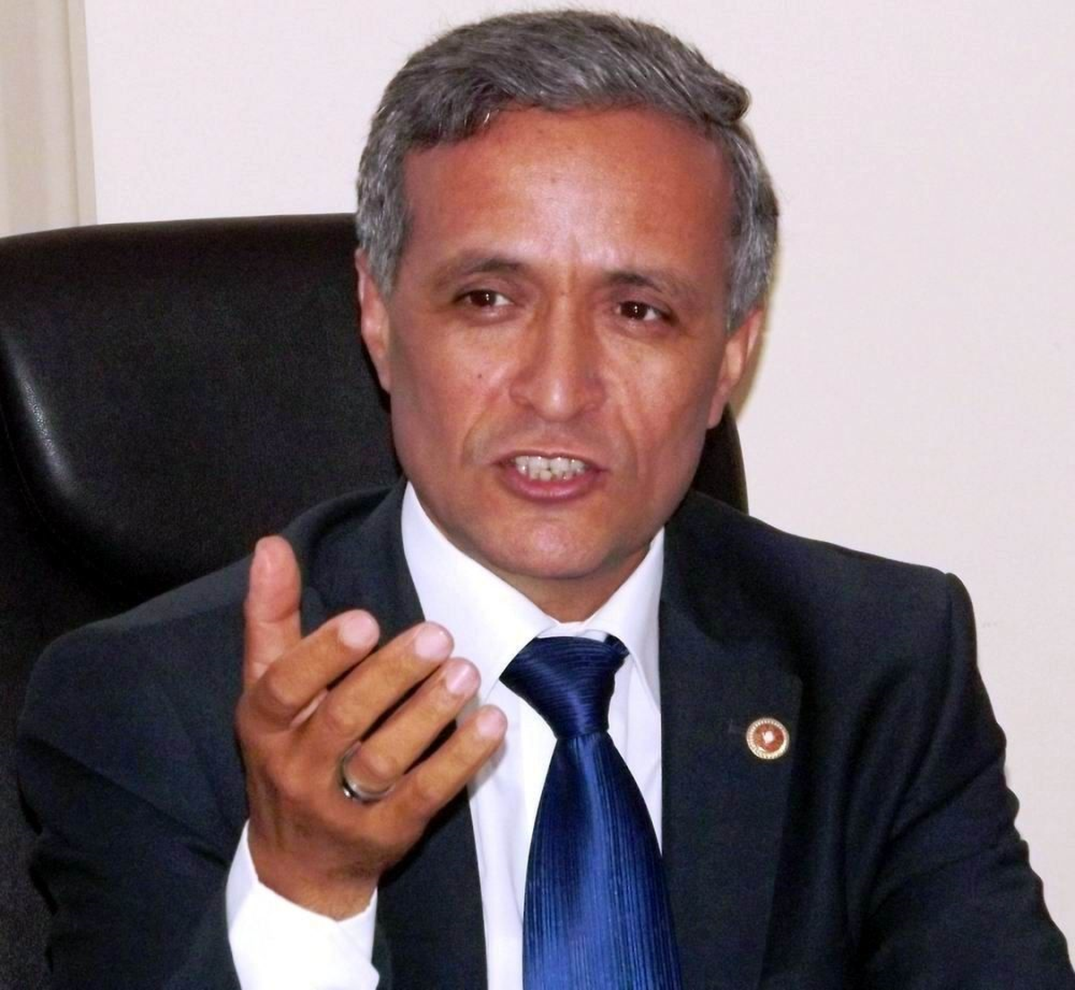 AK Parti Manisa Milletvekili Yurttaş."Hızlı Tren Salihli\'den Geçecek ve Salihli\'de Bir İstasyon...