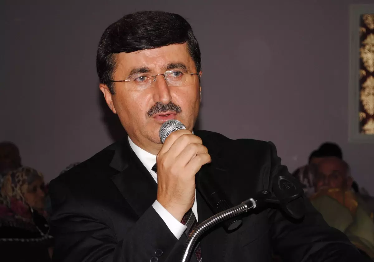 Amasya\'da Kızamık Riskine Karşı 6 Bin 500 Asker Bir Gecede Aşılandı