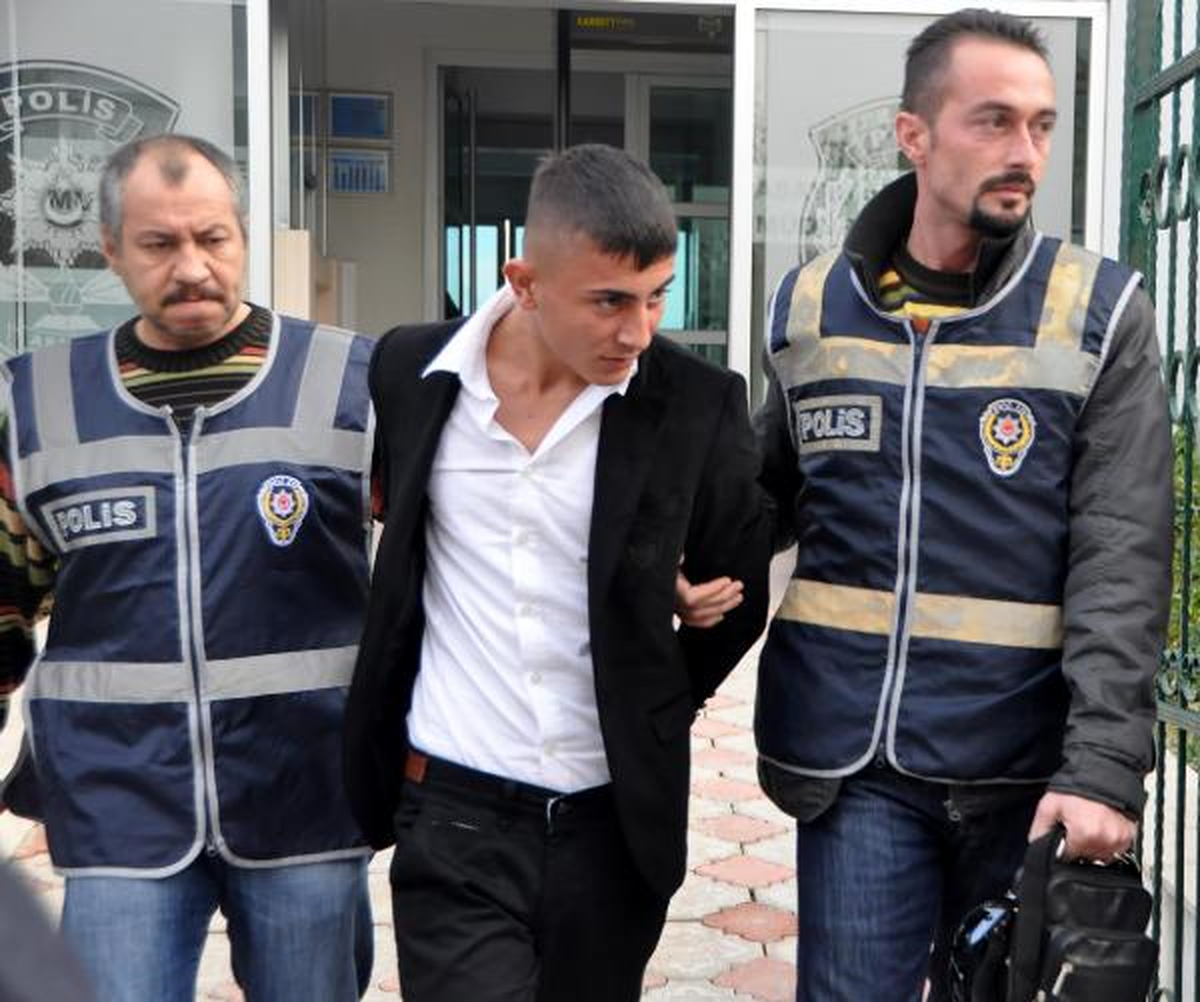 Antalya\'da Kadınların Belalısı Gaspçı Yakalandı