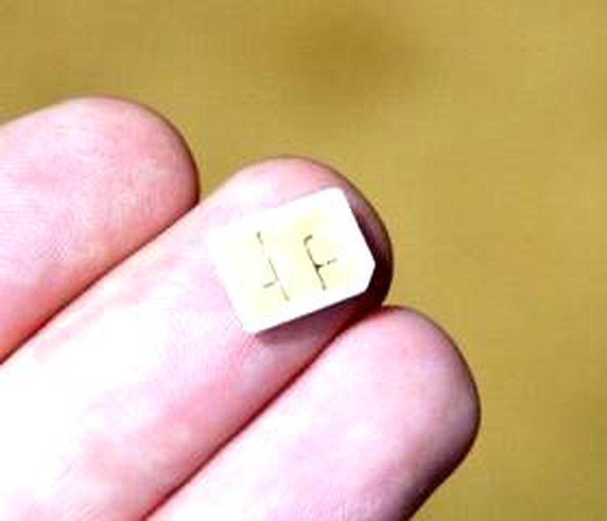 Apple Yeni Micro SIM Kart Tasarımını Onaylattı!
