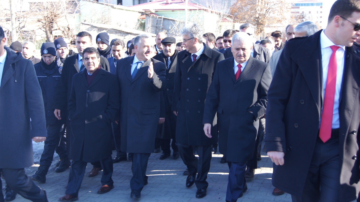 Bakan Yıldırım\'dan Kağızman\'a 50 Yataklı Hastane Müjdesi