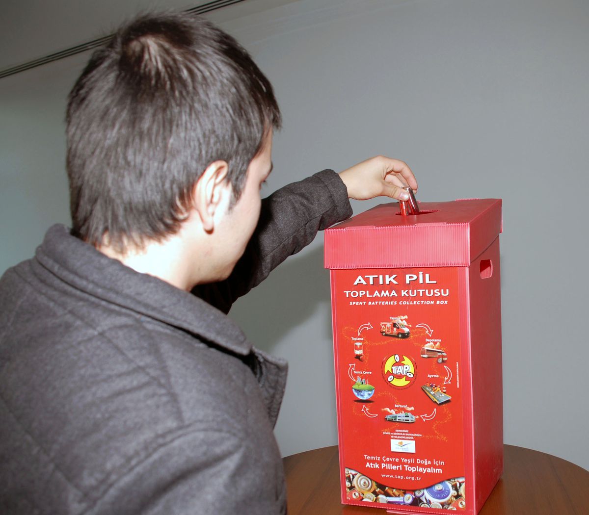 Atık Pillerin Toplanması Kampanyası\'na Takdirname
