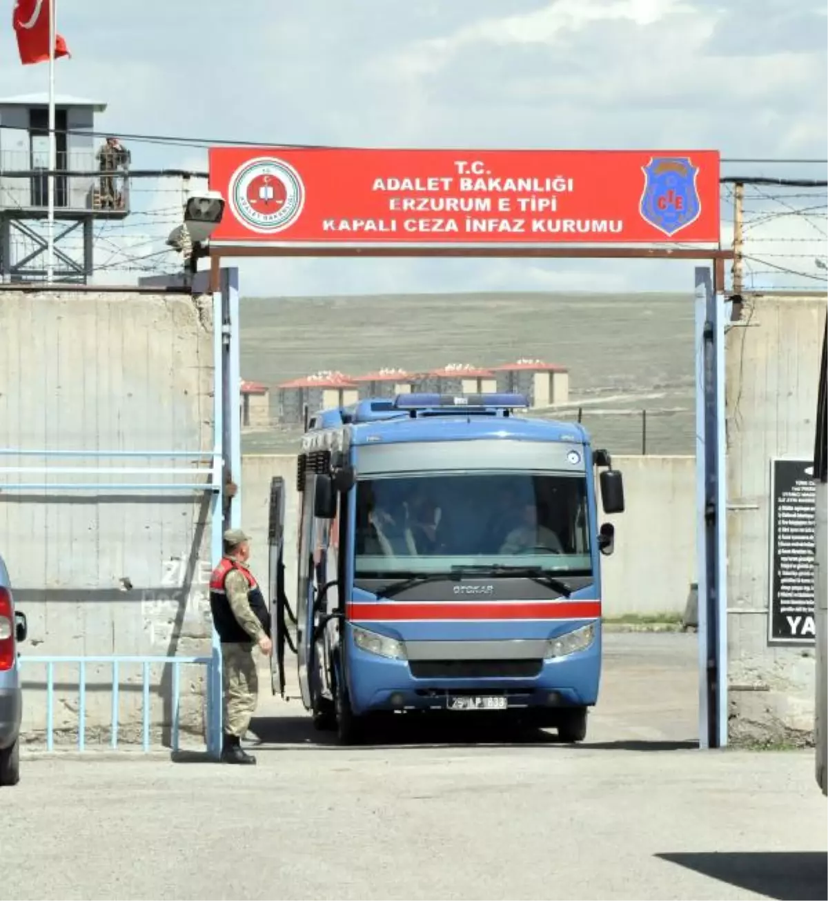 Cezaevi Banyosunda Tecavüz