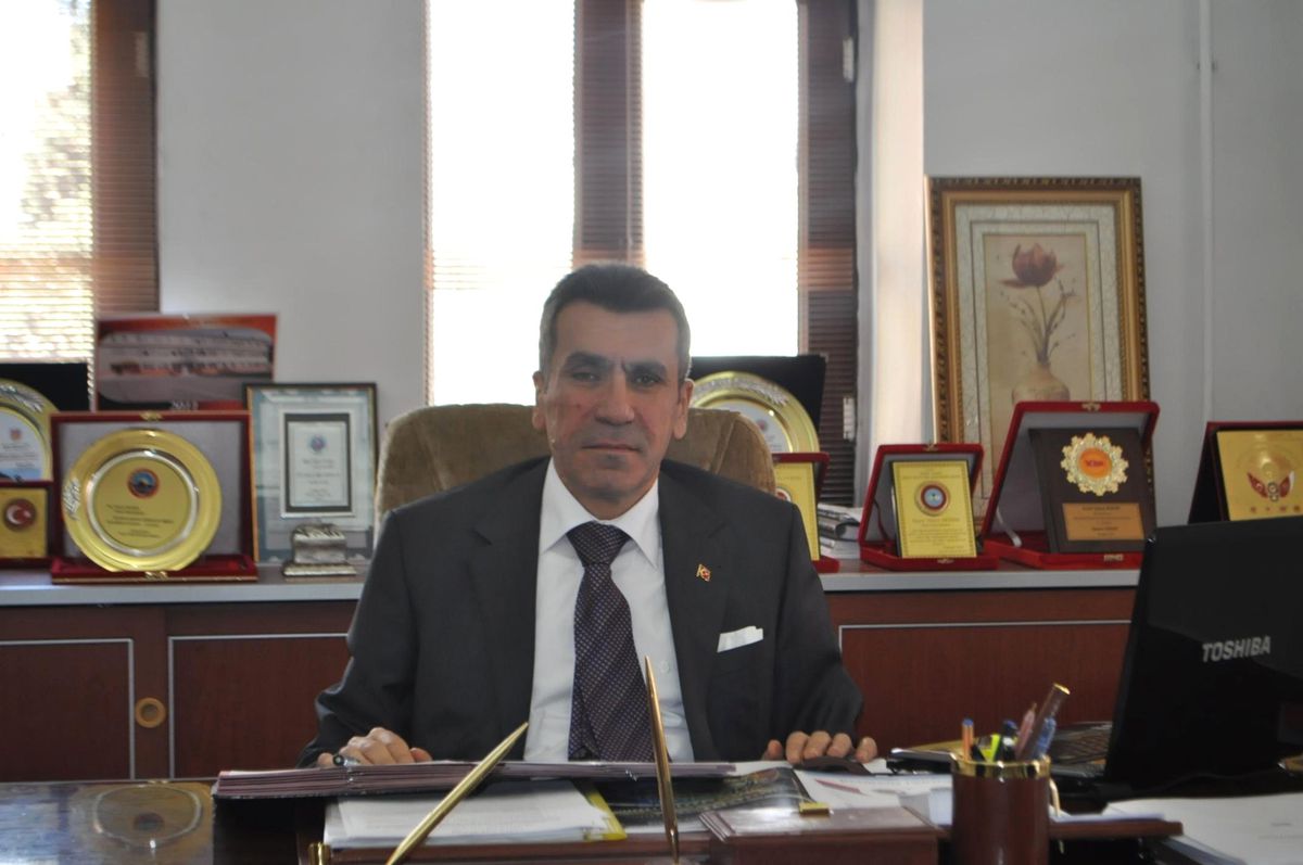 Demirci Kaymakamı Sezgin\'in Yılbaşı Mesajı