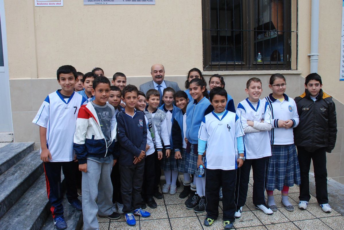 Didim Belediyesinden Öğrencilere Yeni Yıl Hediyesi