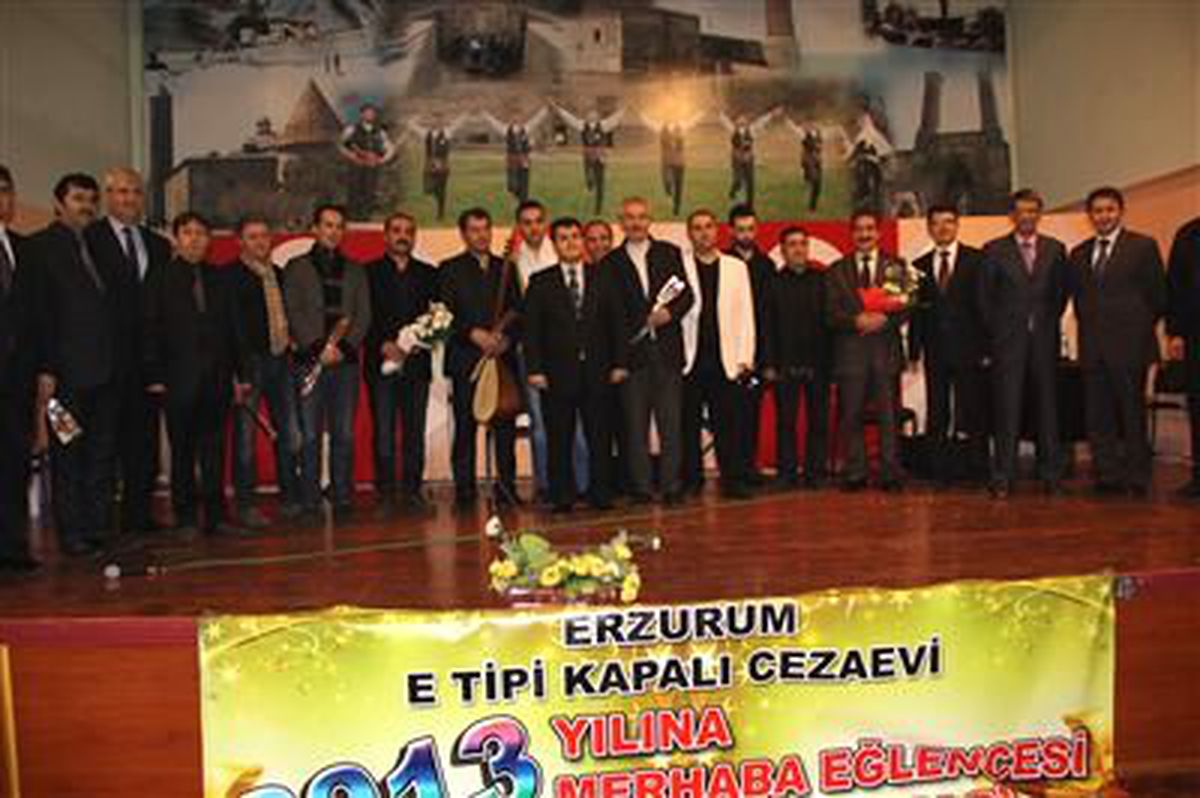 Erzurum\'da Mahkumlara Moral Gecesi