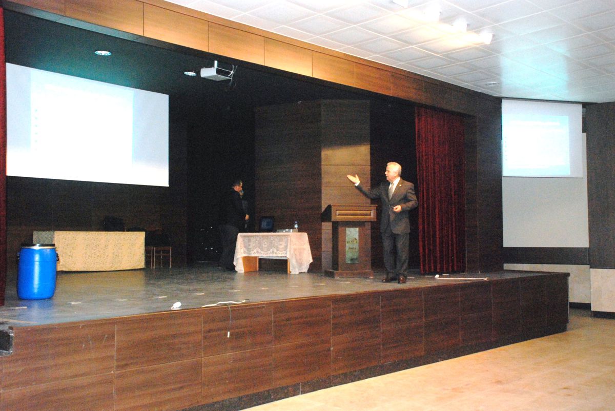 Gediz\'de Bitkisel Atık Yağların Ekonomiye Kazandırılması İçin Bilgilendirme Toplantısı Düzenlendi