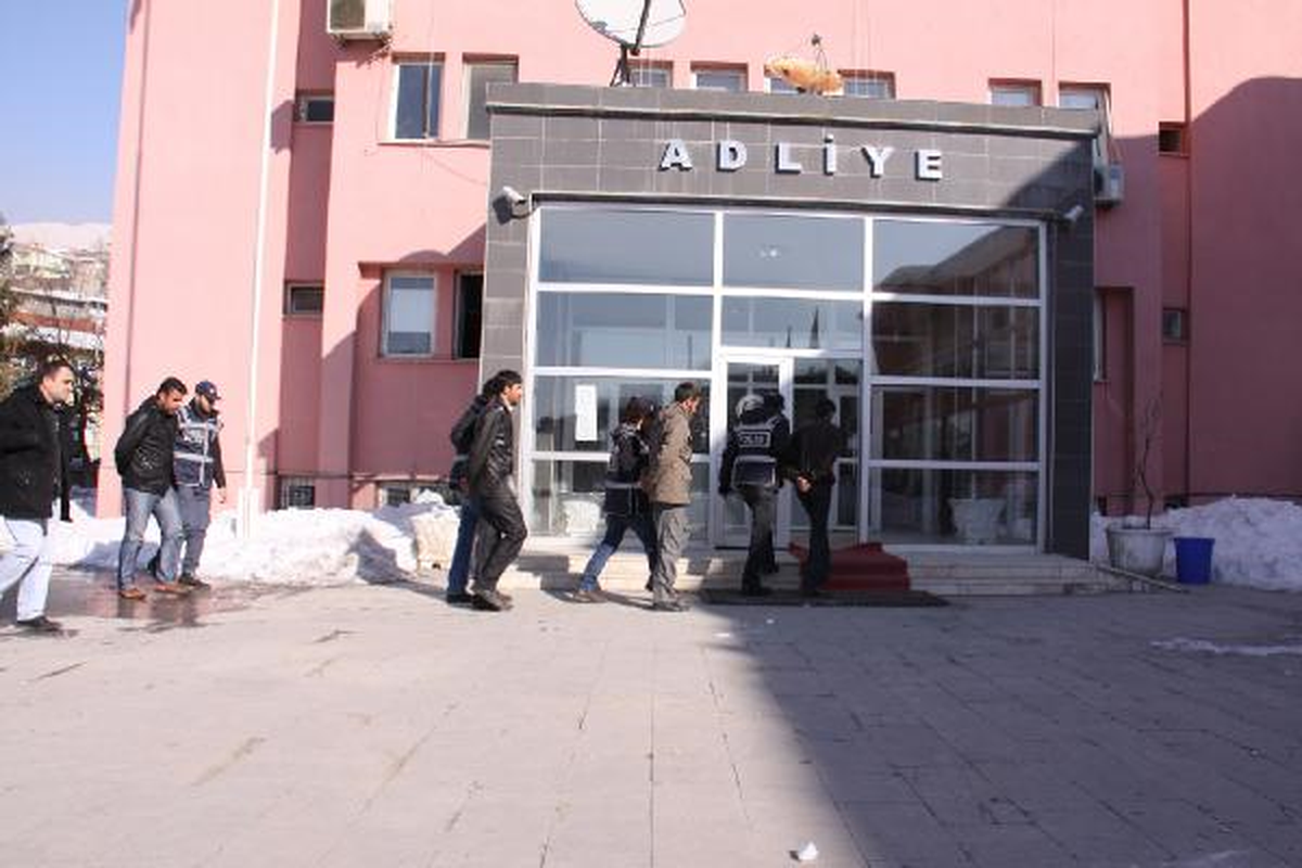Hakkari\'de Uyuşturucu Operasyonu