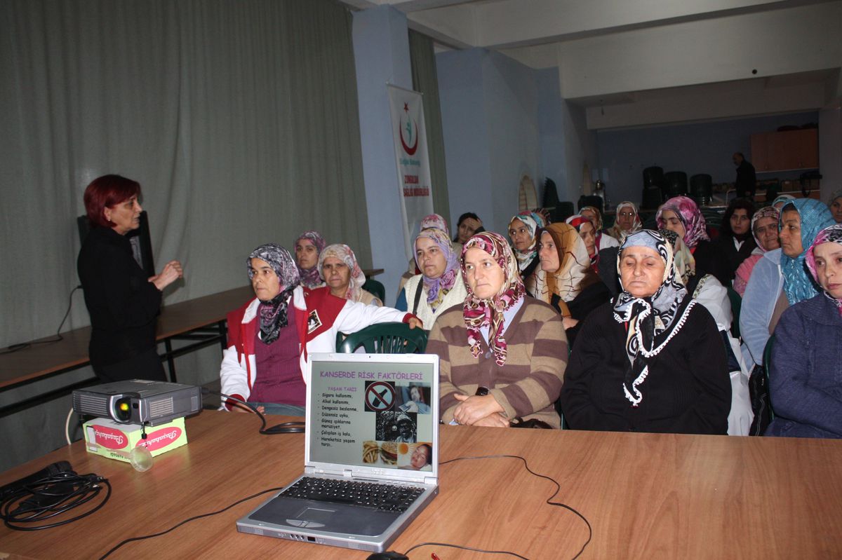 İnebioğlu Beldesinde 350 Bayana Kanser Taraması Yapıldı