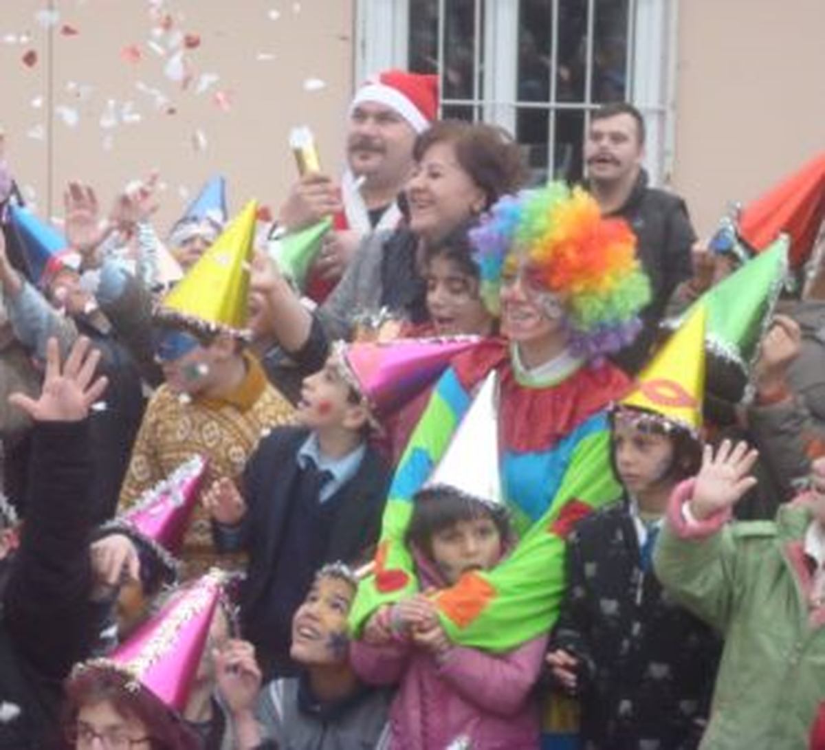 Kırklareli Belediye Başkanlığı Öğrencilere Yılbaşı Sürprizi Yaptı
