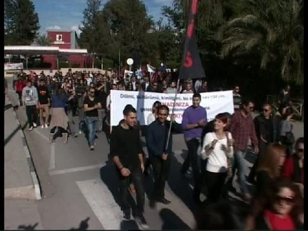 KKTC\'de Kamuda Örgütlü Sendikalar Genel Greve Gitti
