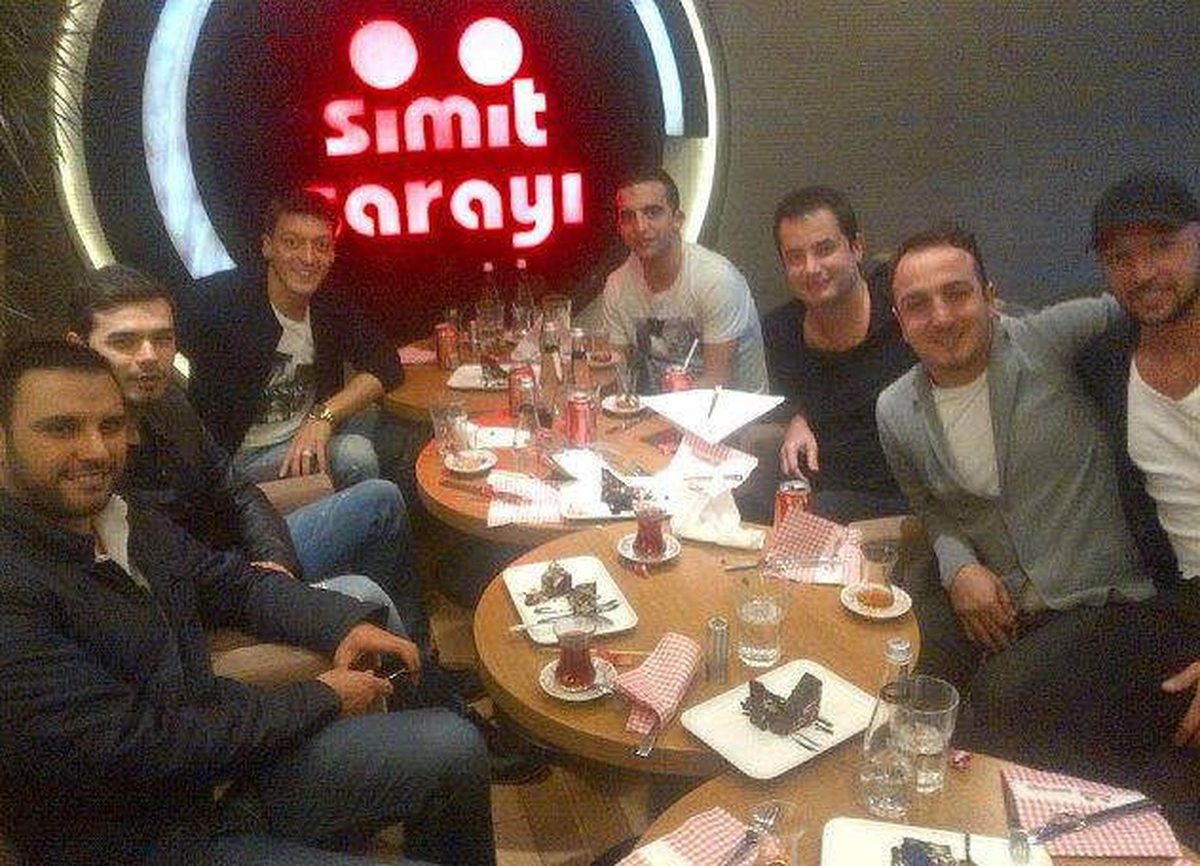 Mesut Özil\'in Simit Hasreti Bitti
