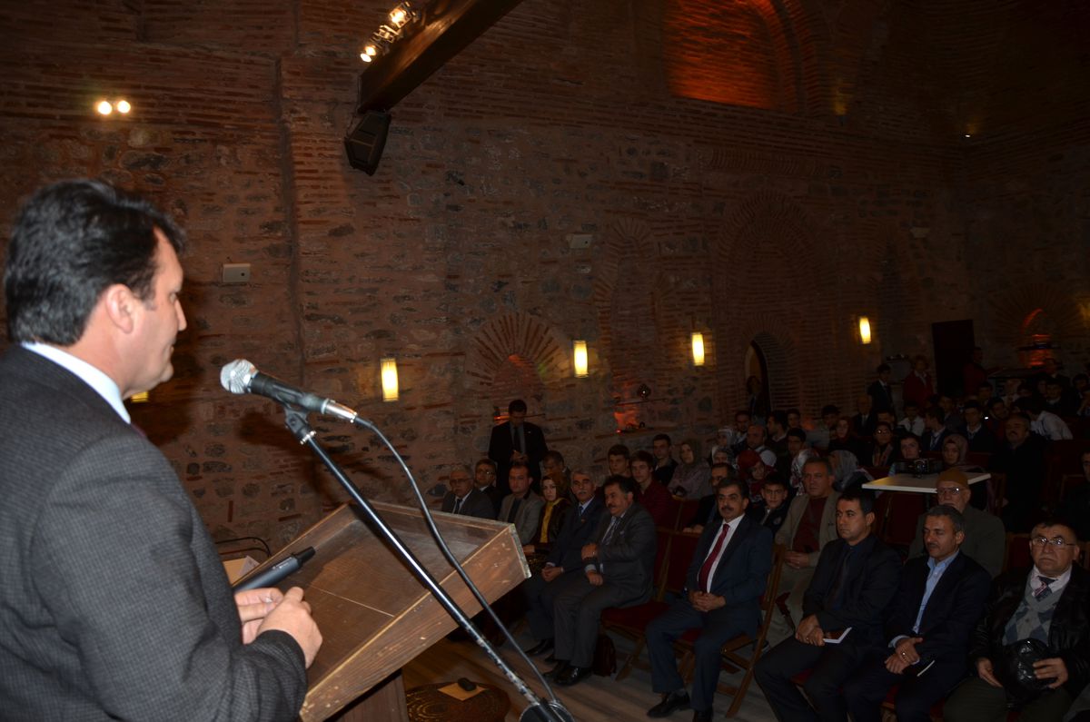 Osmangazi\'den Akif\'e Vefa