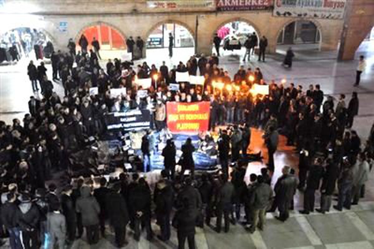 Şanlıurfa\'da Uludere Protestosu