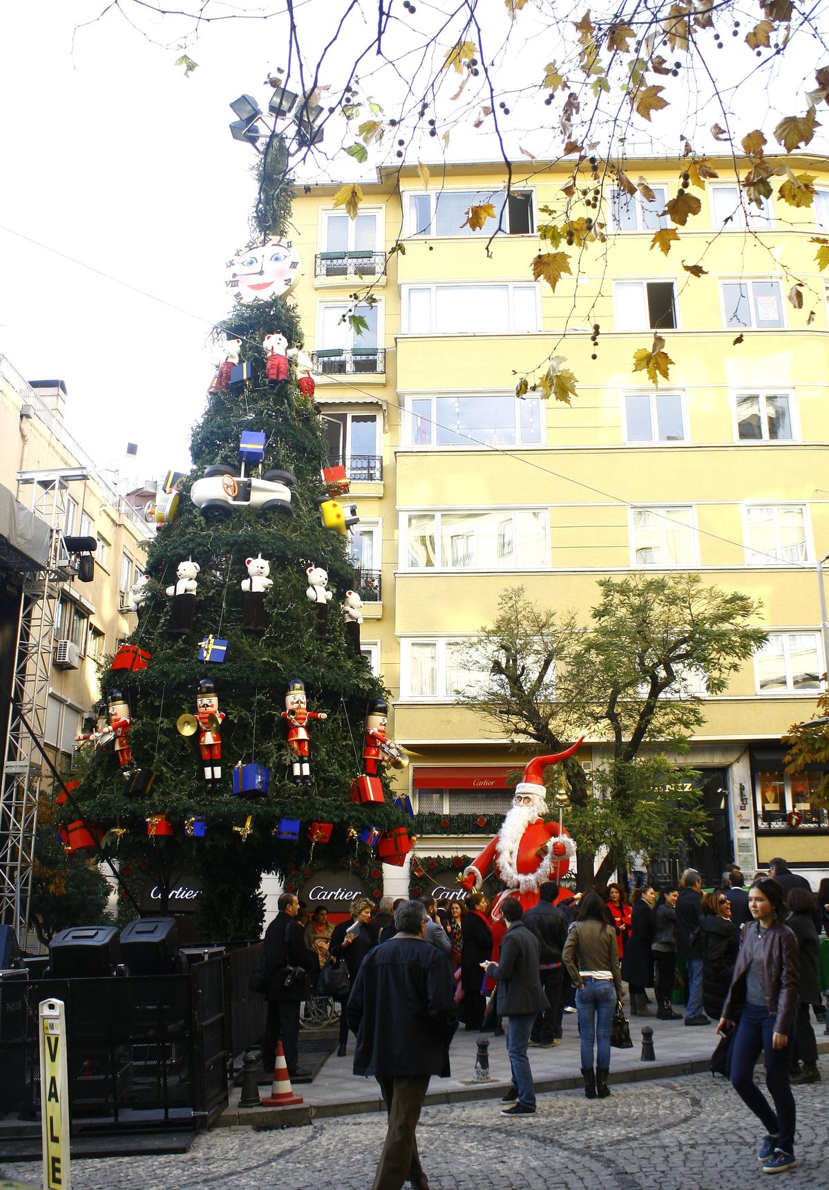 Sarıgül\'den Yılbaşı Hatırası