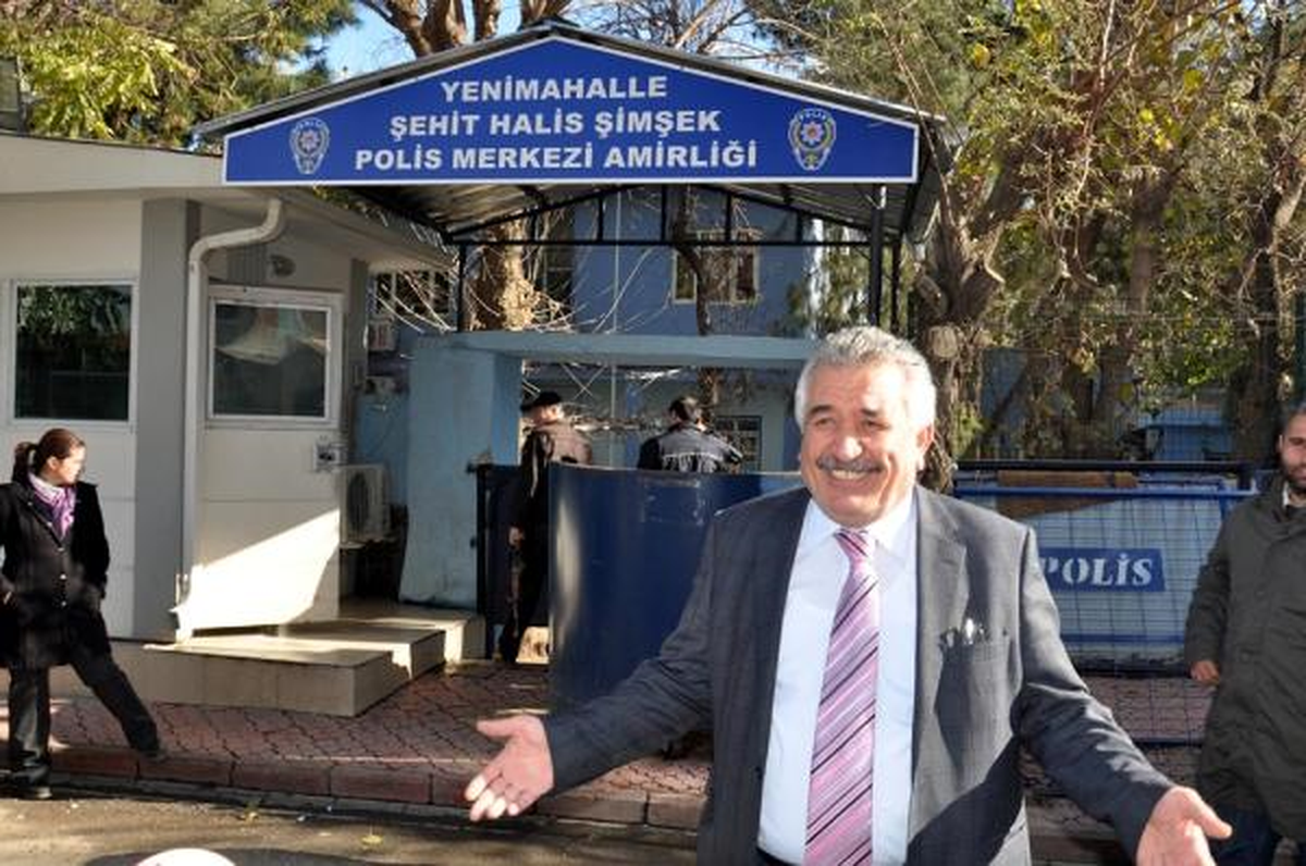 Siirt Belediye Başkanı Sadak, Haftada 2 Gün Karakolda İmza Veriyor