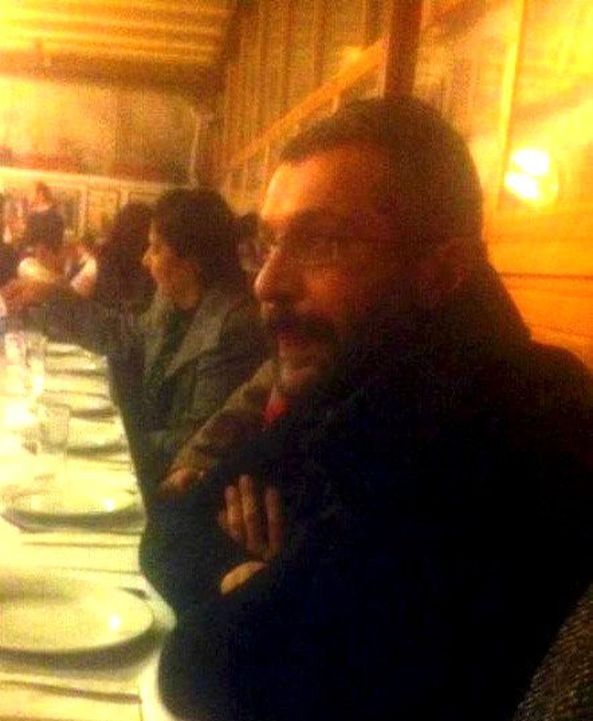 Soner Yalçın, Asmalımescit\'te Yemek Yedi