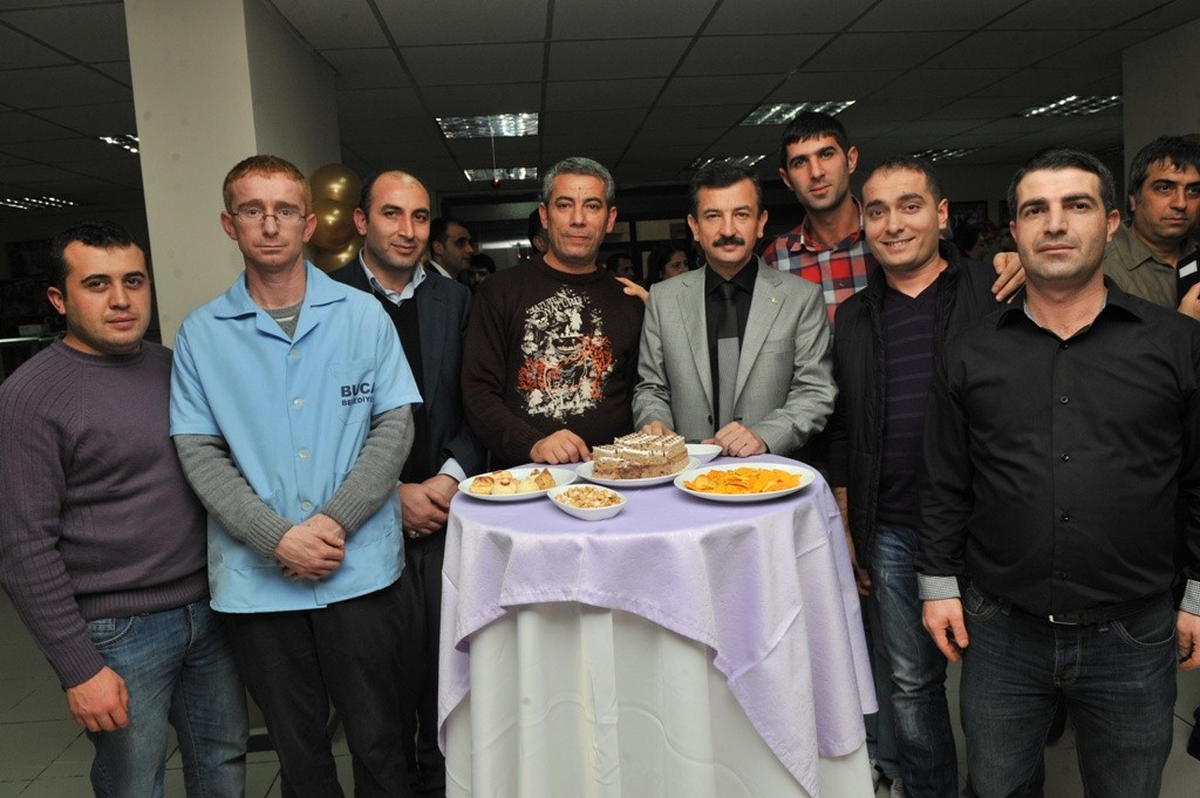 Tatı 2013\'ü Çalışanları ile Karşıladı