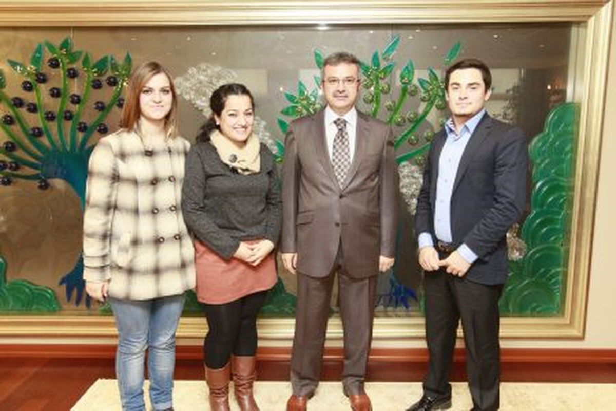Üniversite Gençliği Köşker\'e Geldi