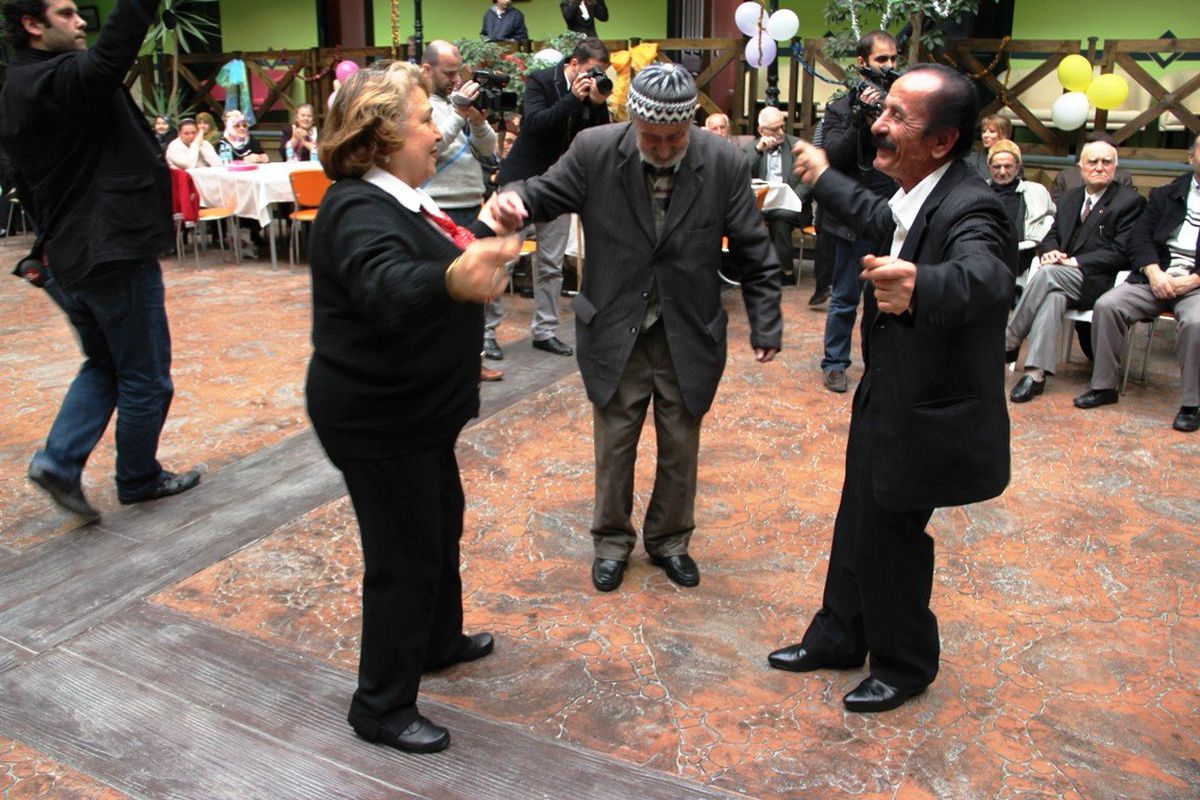 Yaşlılar 2013\'ü Erken Kutladılar