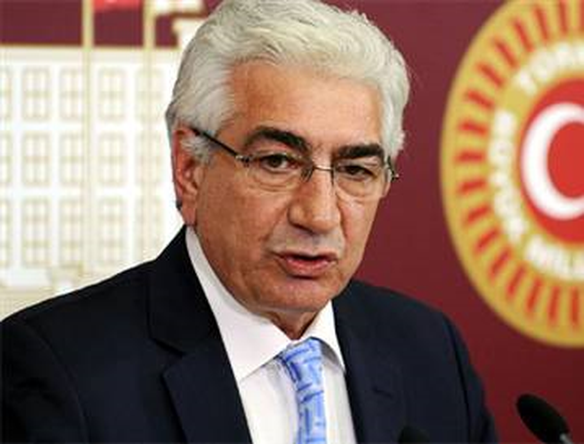 Yeni Anayasa Çalışmalarında Sürenin Uzatılması