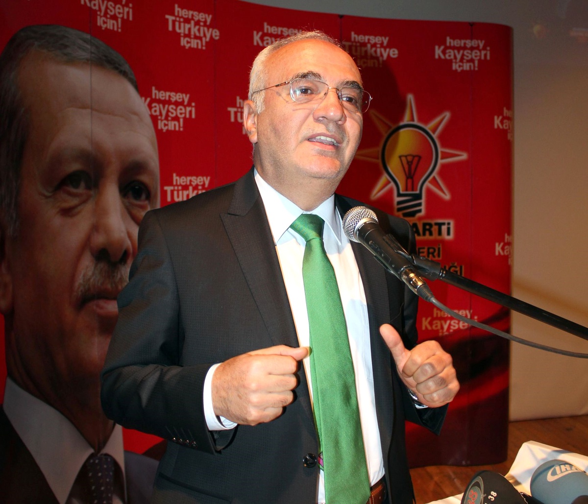 Yeni Yasa Çalışmalarında Sürenin Uzatılması Kararı