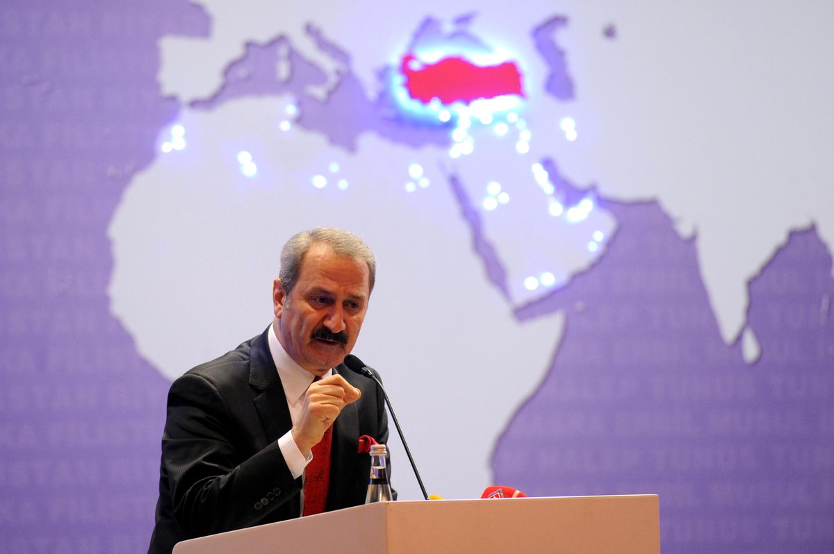 "Yiğidin Hası Zor Günlerde Belli Olur"
