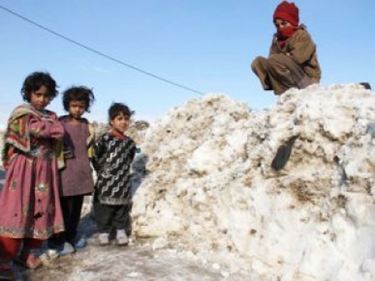 Afganistan\'da Kar Can Aldı