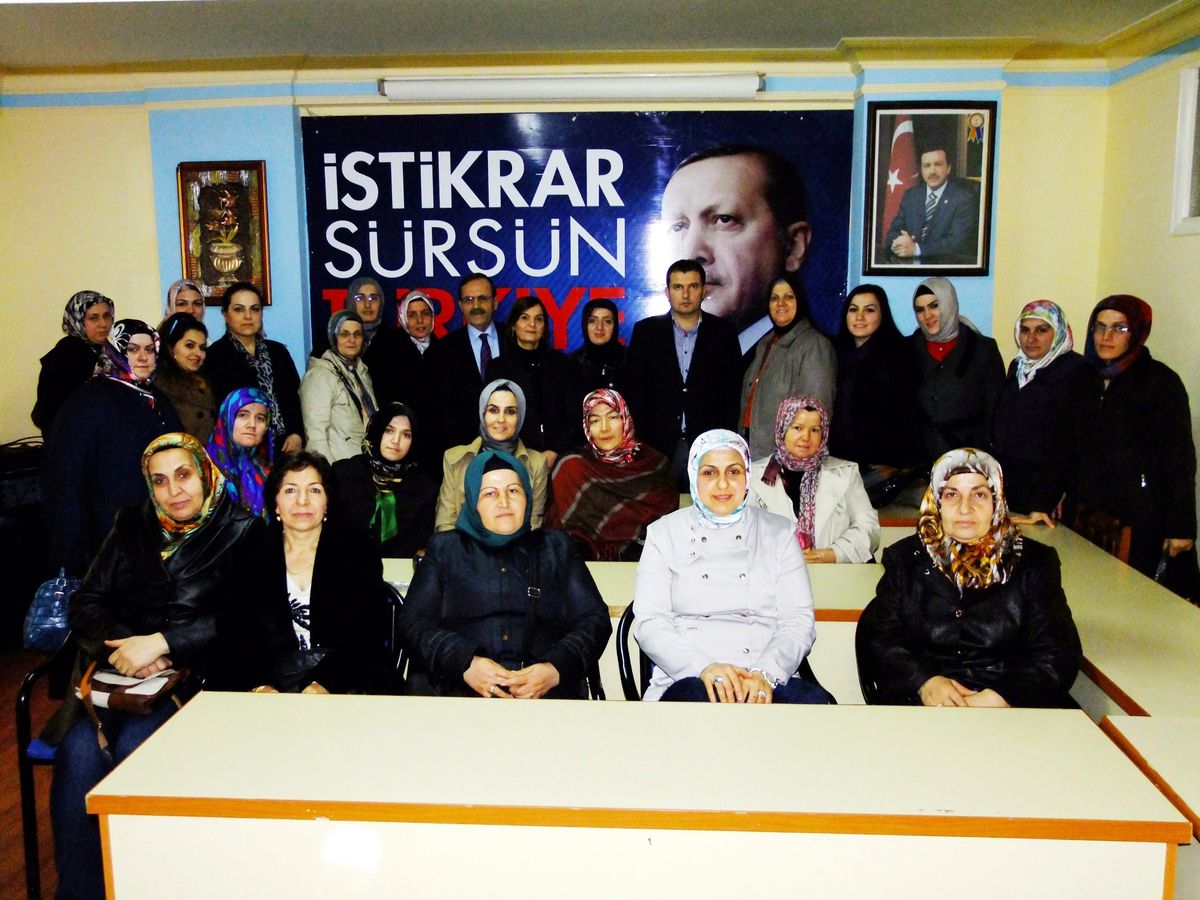 AK Parti Kadın Kolları Bafra\'da Toplantı