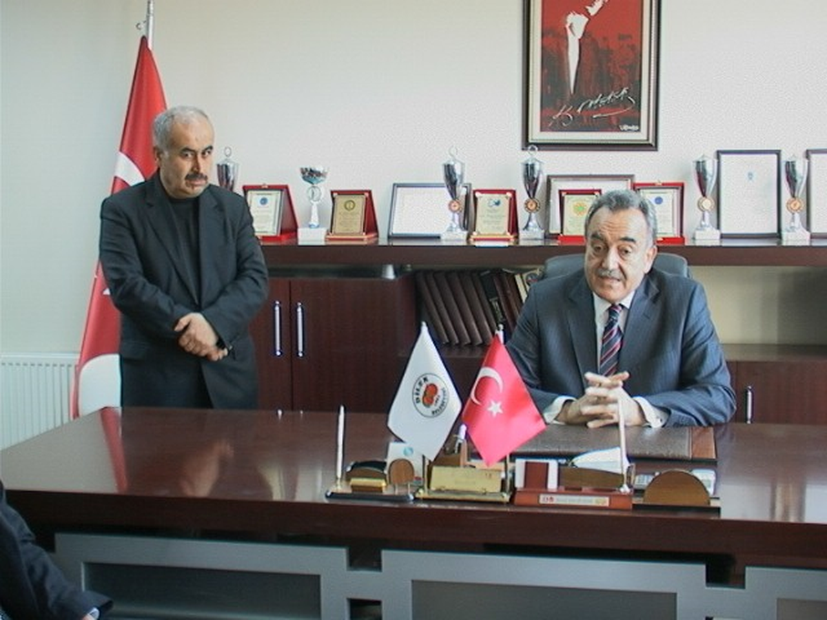 Ak Partili Akın, Dilek Beldesini Ziyaret Etti