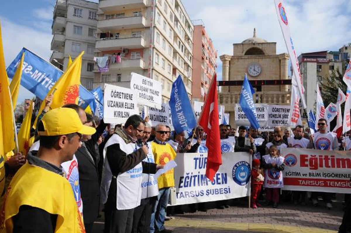 Eğitimciler Öğretmenlere Yönelik Şiddeti Kınadı