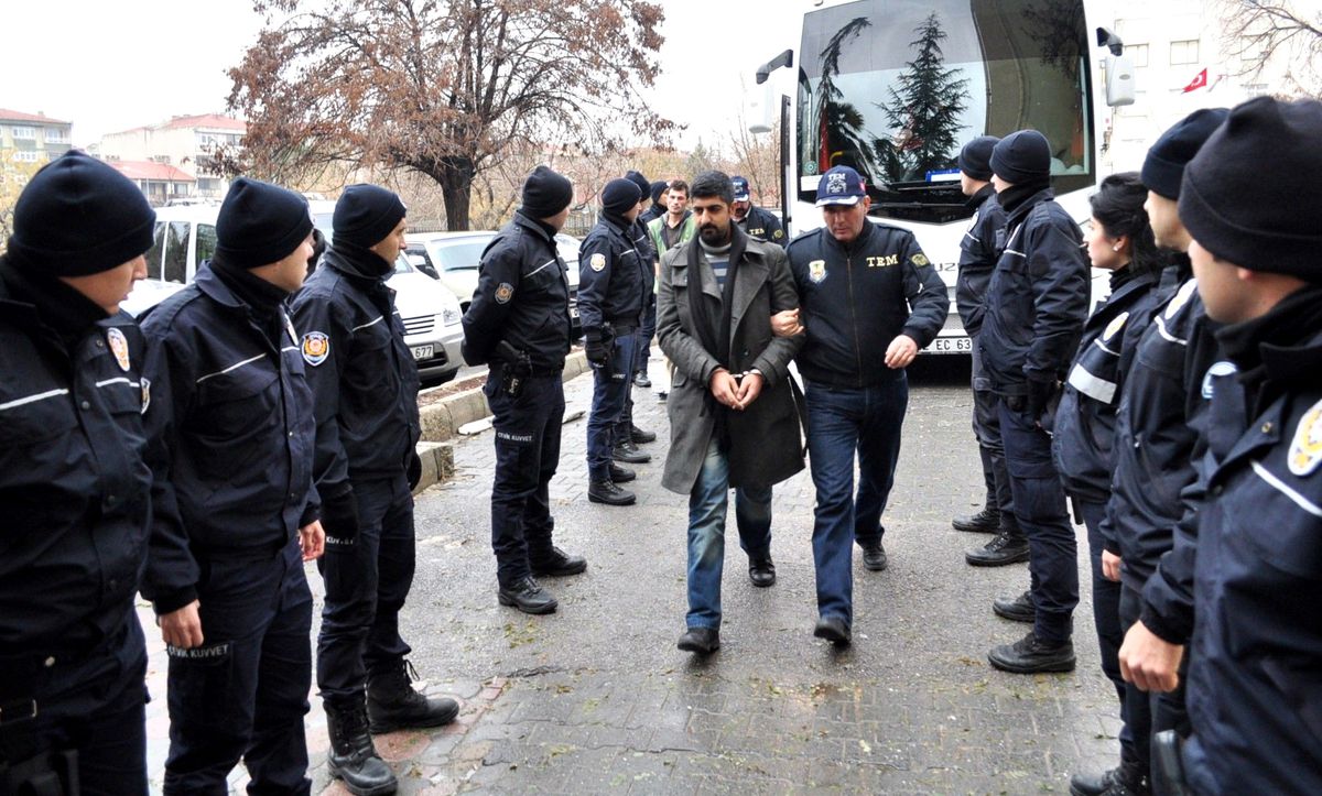 Eylem Talimatı Kck\'lı Üniversite Öğrencisinden (2)