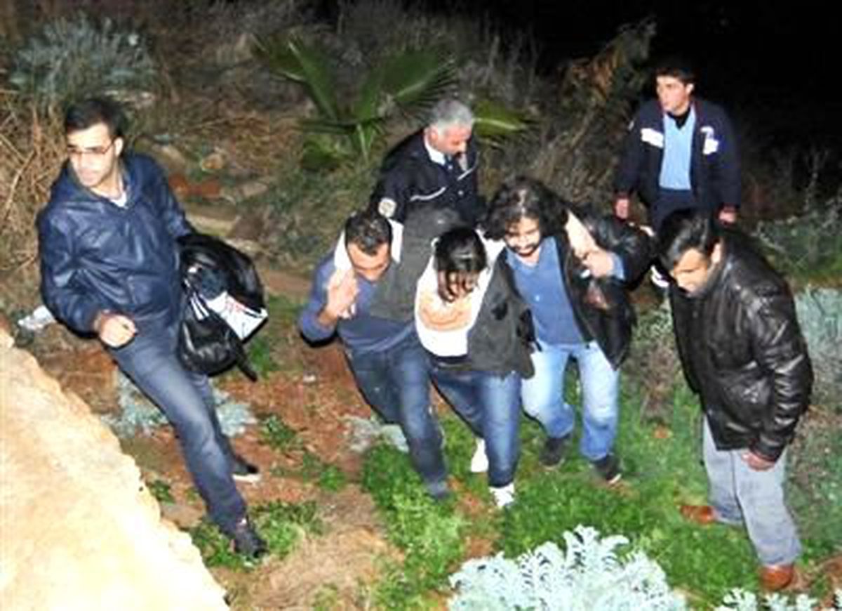Falezlerin Üzerinde Son Anda Kurtarıldı