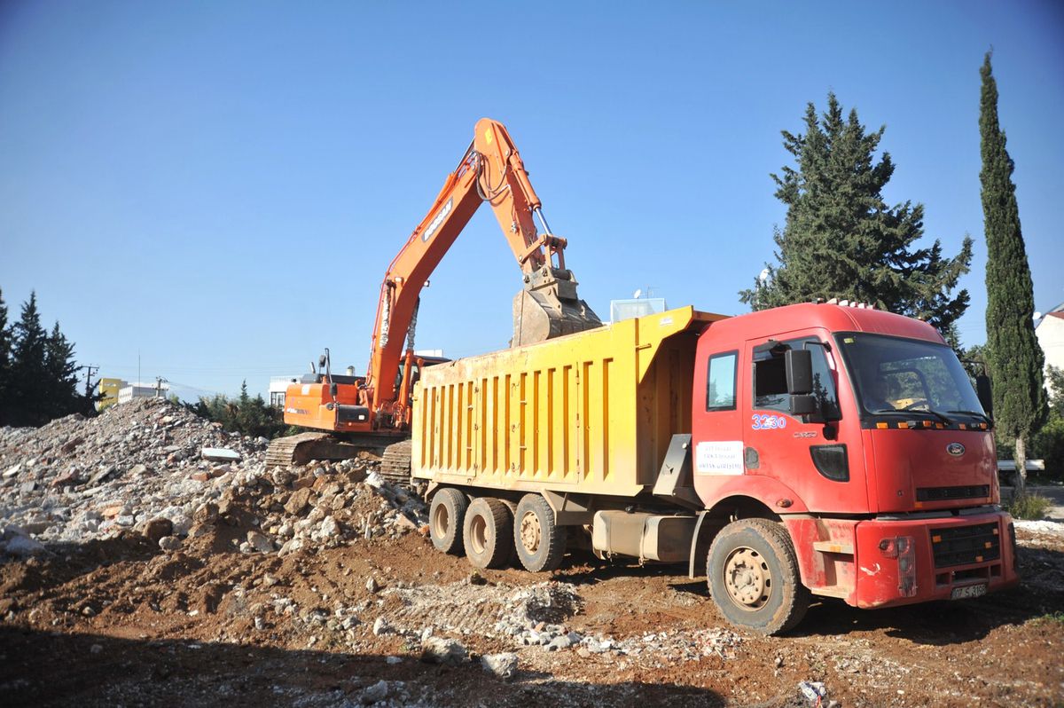 Kongre ve Sergi Merkezi İnşaatı Başladı