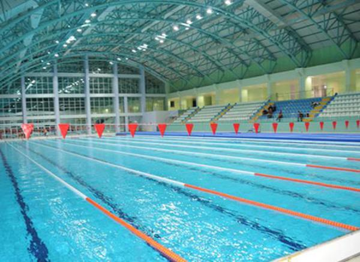 Olimpik Havuzda Yüzme Eğitimi Alırken Boğulma Tehlikesi Geçirdi