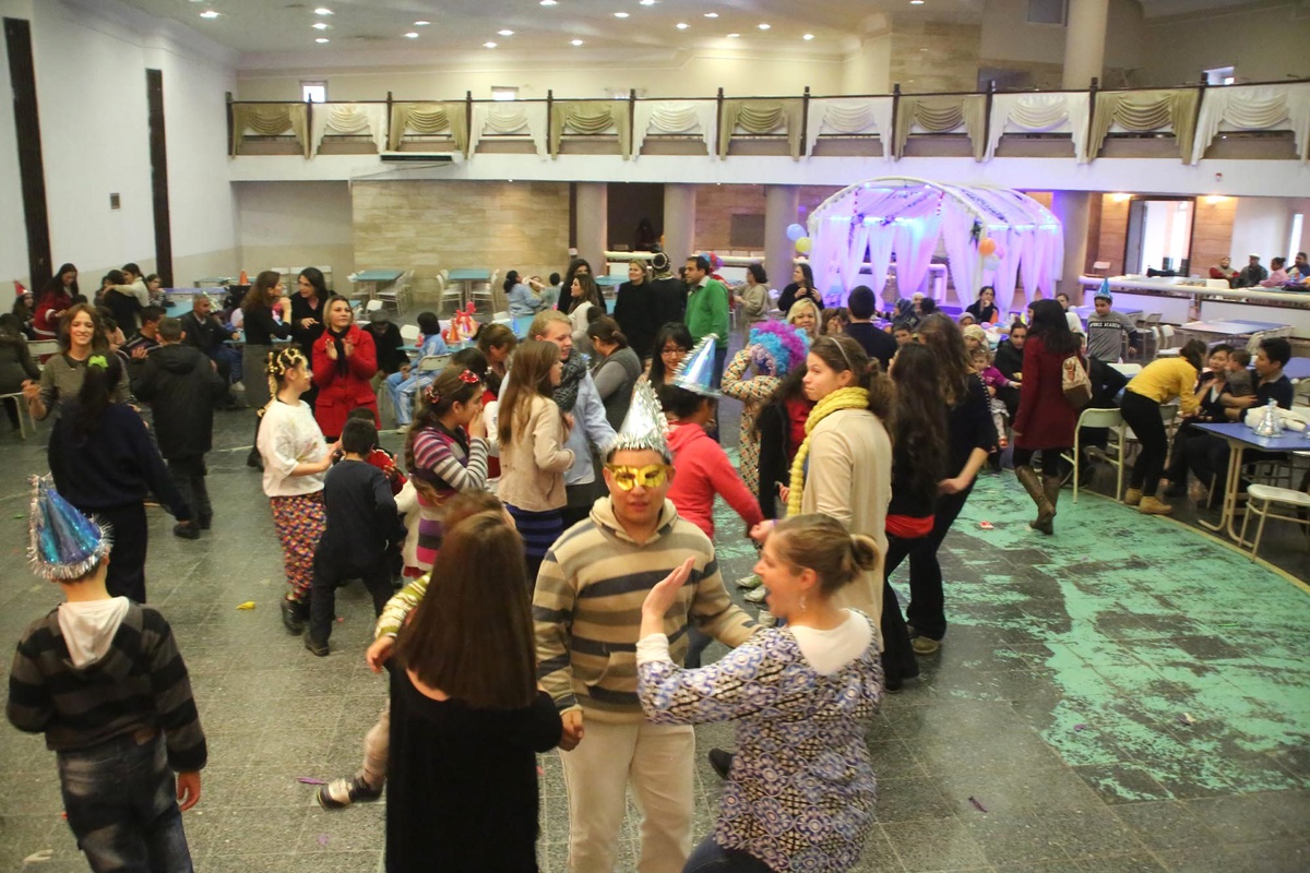 Rehabilitasyon Merkezi Öğrencileri 2012\'ye Coşkula Veda Ettiler