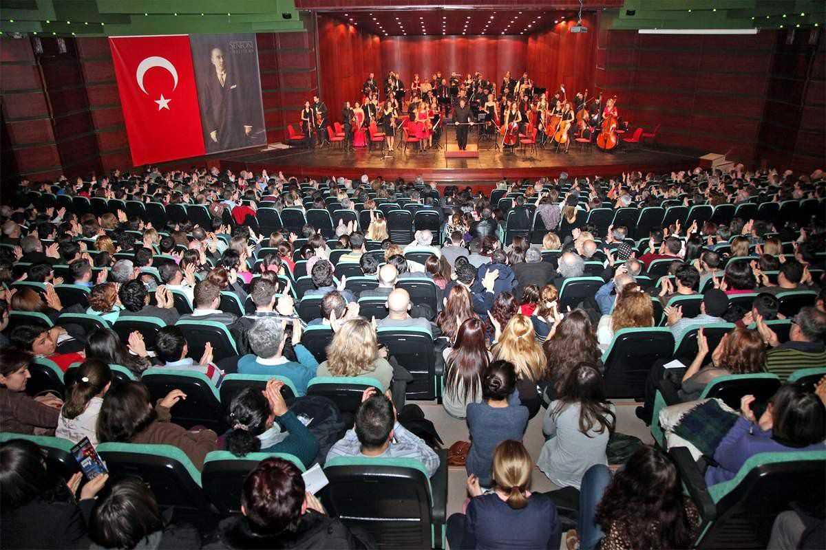 Senfoni Orkestrası\'ndan Yeni Yıl Konseri