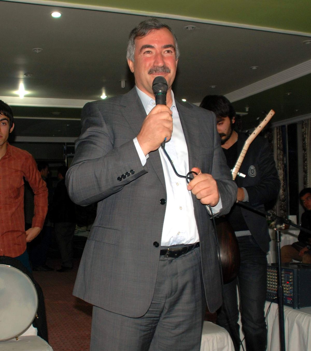 Taşeron İşçiler Eğlenceyle Stres Attı