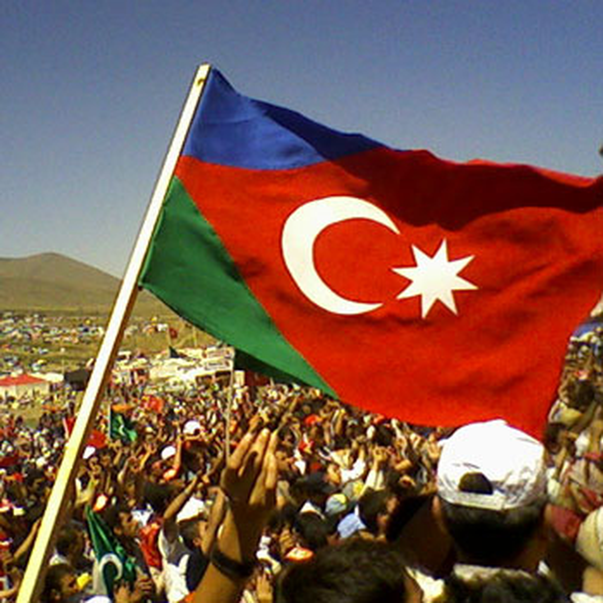 "30 Milyon Azerbaycan Türkü İran\'da Baskı Altında"