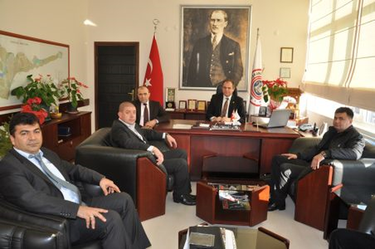 Adem dalgıç Tarihi Belediye Binasını Ziyaret Etti