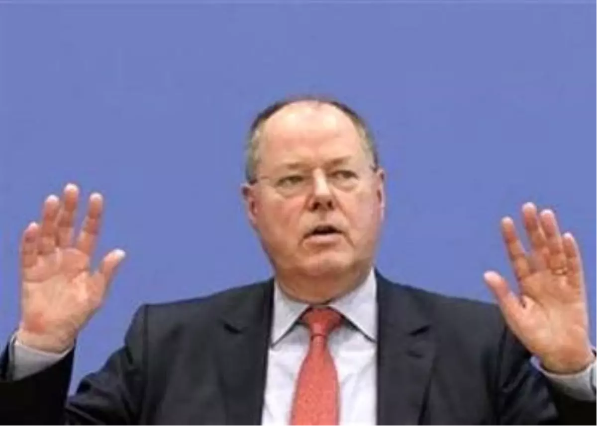 "Alman Liderlerin Maaşları Düşük"