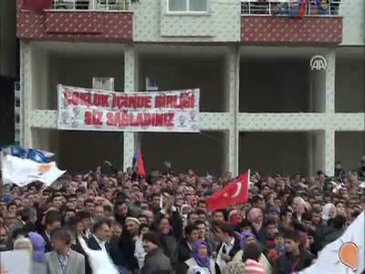 Biz Yaradandan Ötürü Seviyoruz