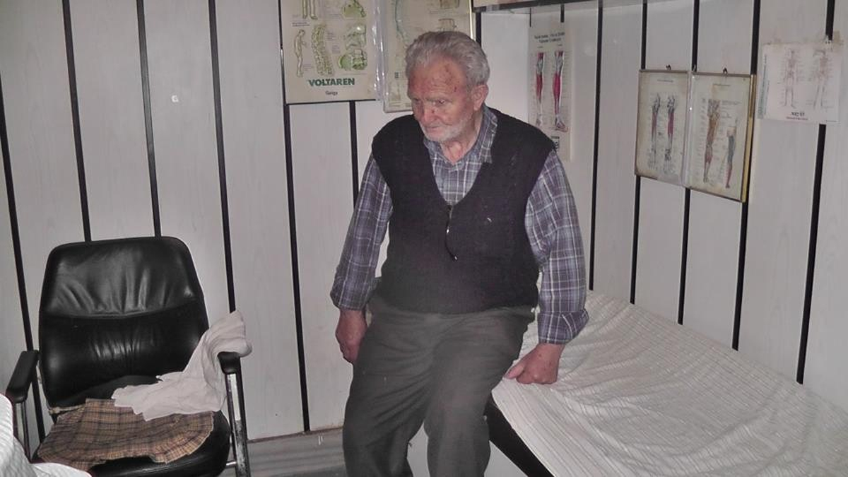 Bu Eller Şifa Dağıtıyor