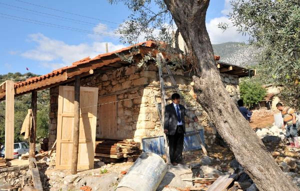 Taş Evler Hayat Buluyor